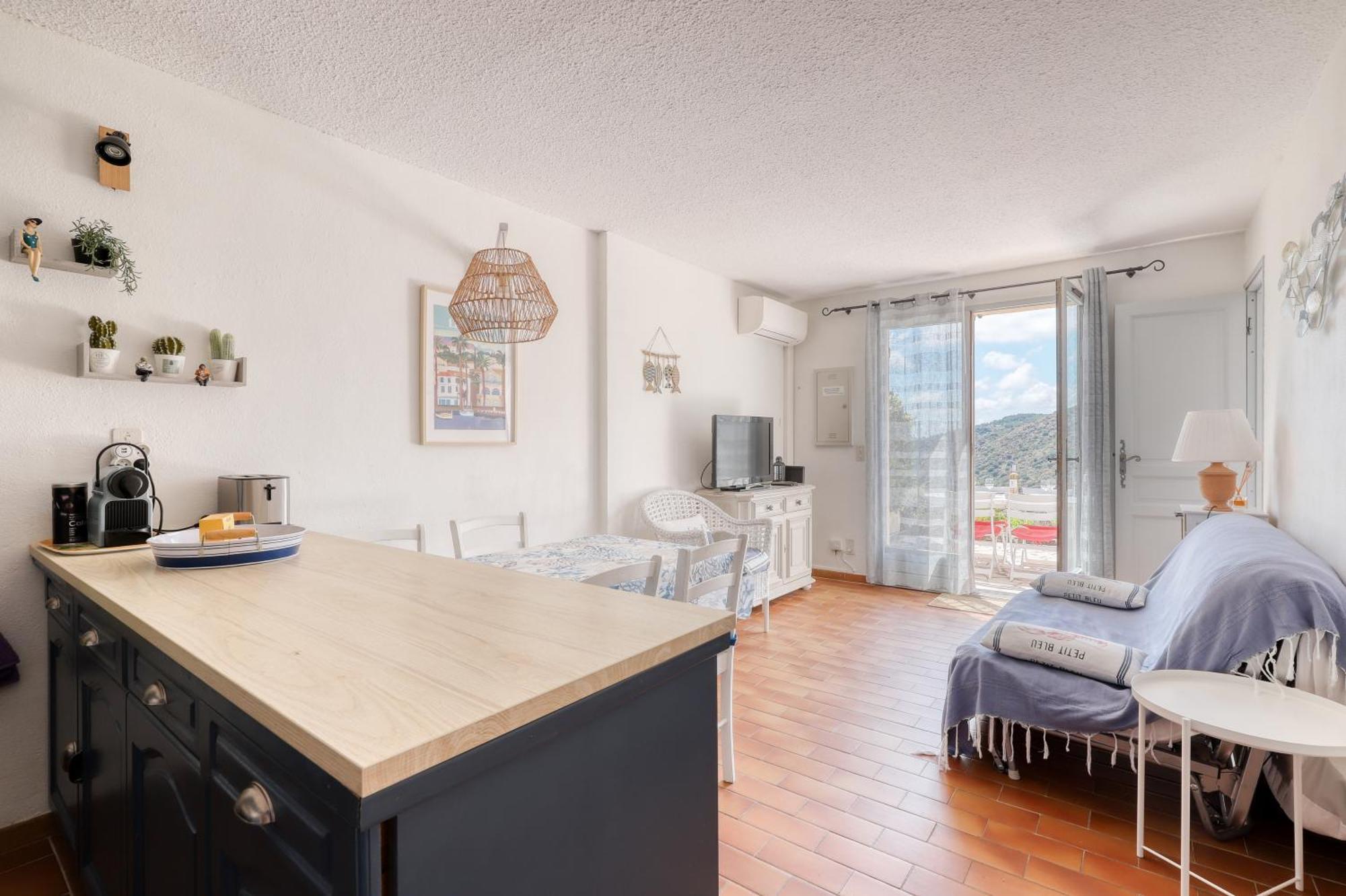 Apartament Exceptional View In Saint-Clair For 4 People Le Lavandou Zewnętrze zdjęcie